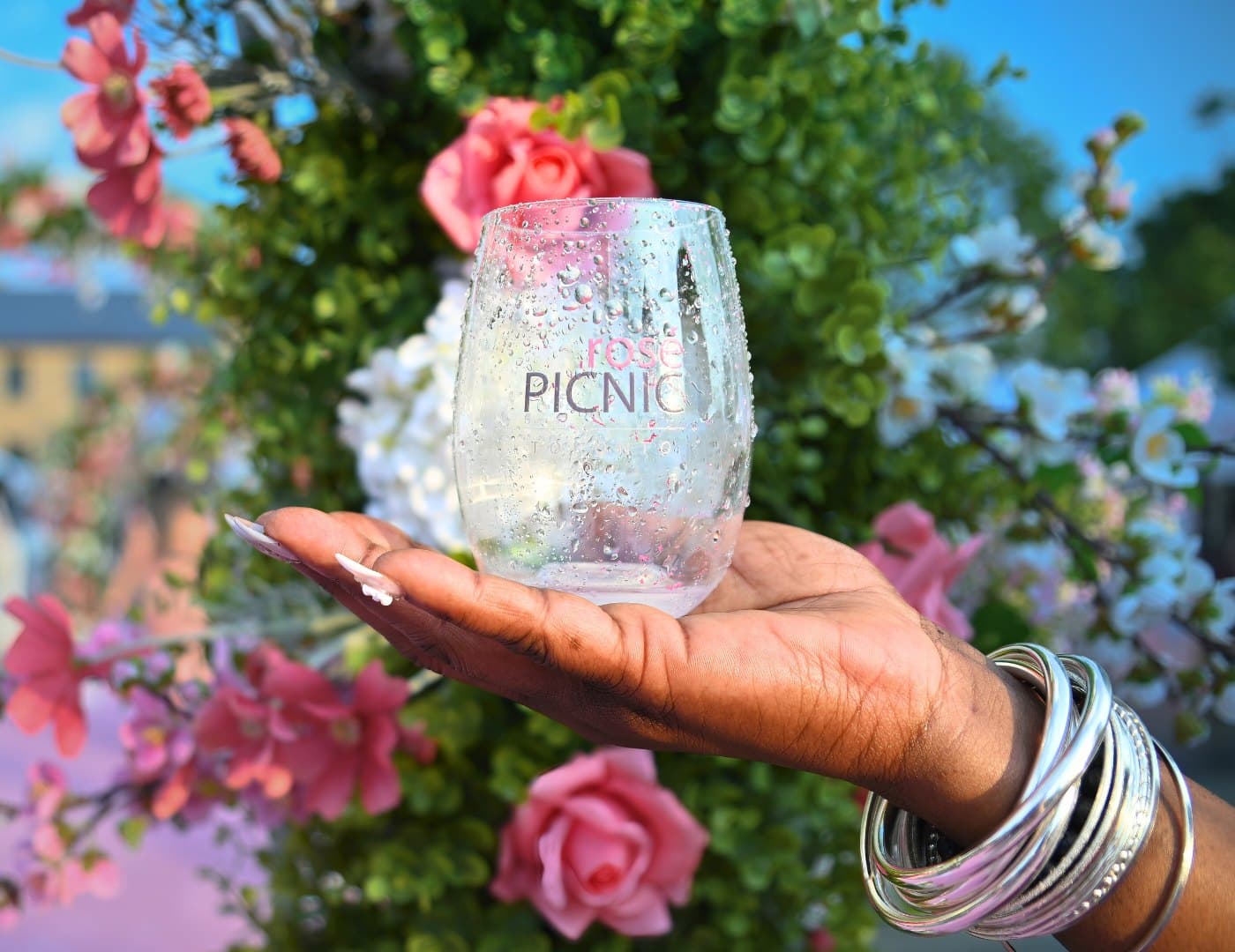 Rosé Picnic secondary